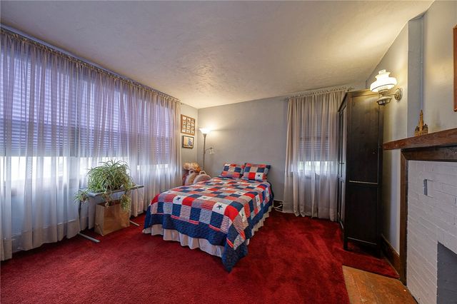 451 Walnut St, Blawnox, PA 15238