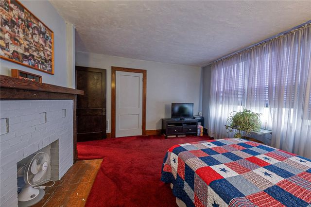 451 Walnut St, Blawnox, PA 15238