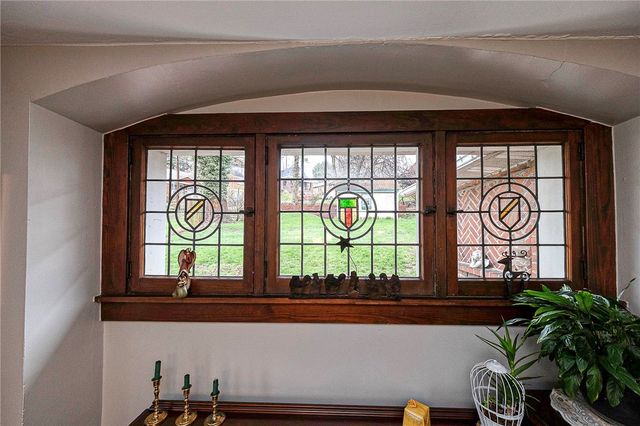 451 Walnut St, Blawnox, PA 15238