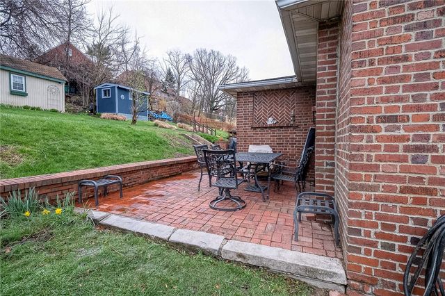 451 Walnut St, Blawnox, PA 15238