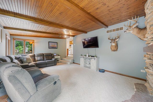 2016 MONROE STREET, New Holstein, WI 53061