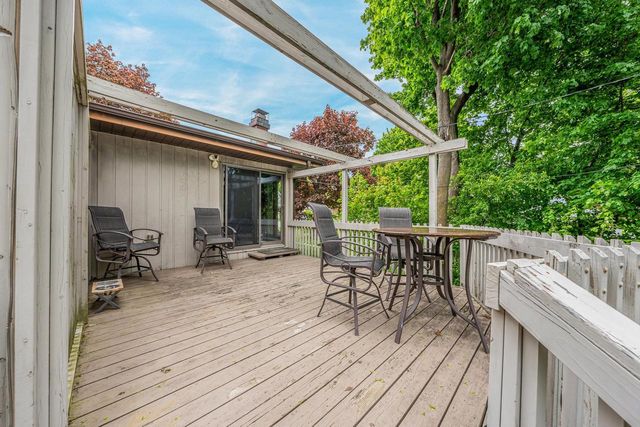 2016 MONROE STREET, New Holstein, WI 53061