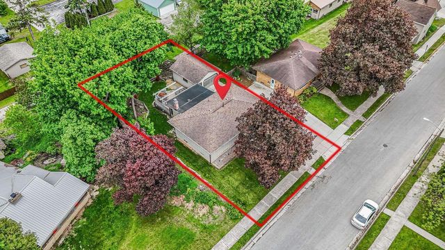 2016 MONROE STREET, New Holstein, WI 53061