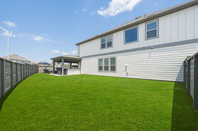 209 Turnbuckle BND, Leander, TX 78641