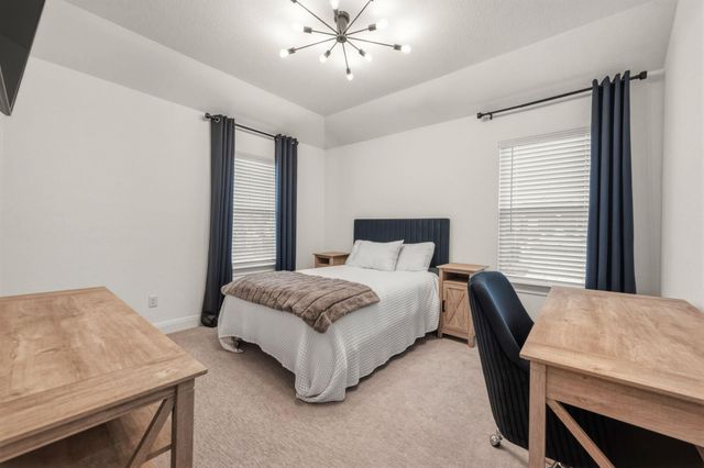 209 Turnbuckle BND, Leander, TX 78641