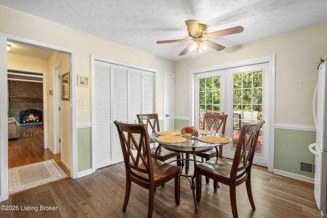 7214 Blazier Ct, Louisville, KY 40228