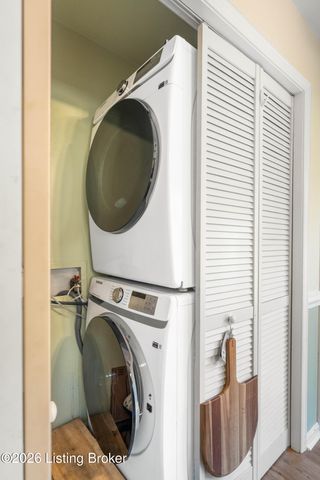 7214 Blazier Ct, Louisville, KY 40228