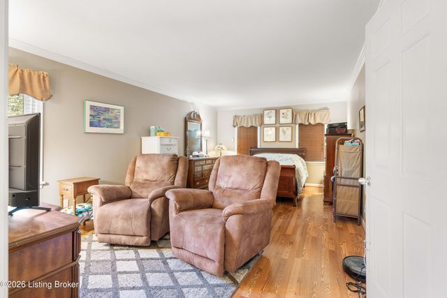 7214 Blazier Ct, Louisville, KY 40228