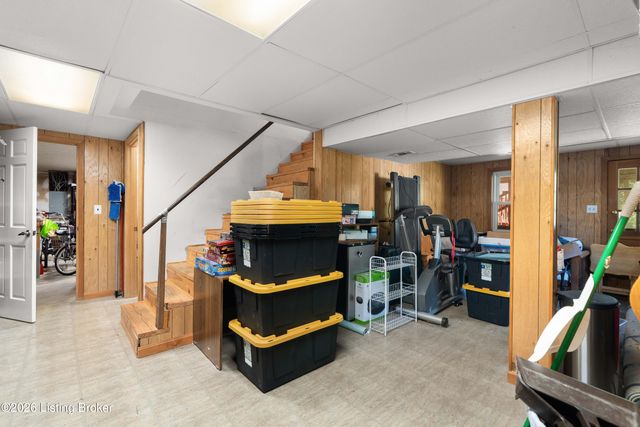 7214 Blazier Ct, Louisville, KY 40228