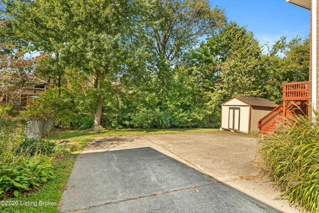 7214 Blazier Ct, Louisville, KY 40228