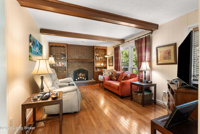 7214 Blazier Ct, Louisville, KY 40228