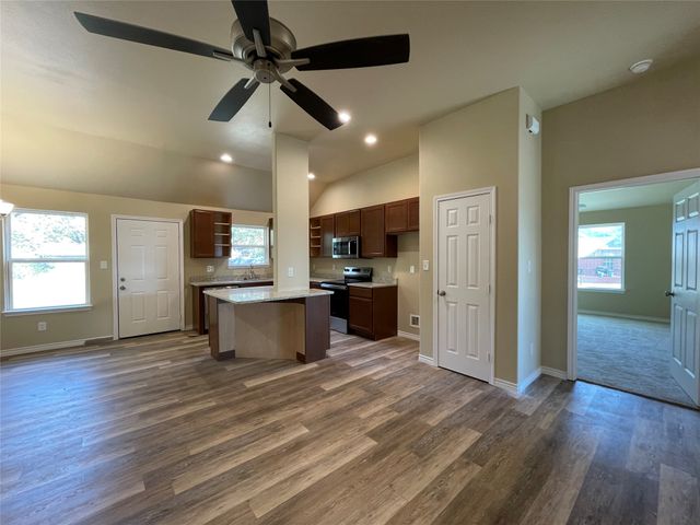 721 HILLBURN, West Tawakoni, TX 75474