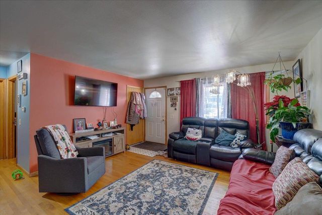 2-4 Meadowlark Drive, Madison, WI 53714