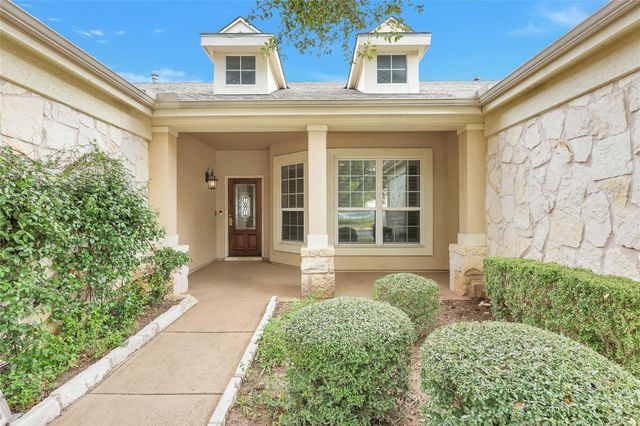 213 Dove Hollow TRL, Georgetown, TX 78633