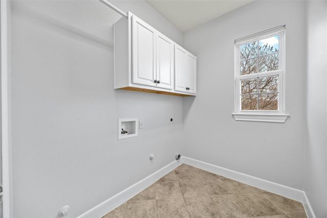 213 Dove Hollow TRL, Georgetown, TX 78633