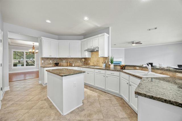213 Dove Hollow TRL, Georgetown, TX 78633
