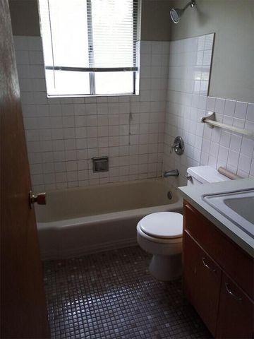 5340 Pennsylvania Street, Merrillville, IN 46410