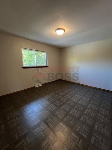 5340 Pennsylvania Street, Merrillville, IN 46410