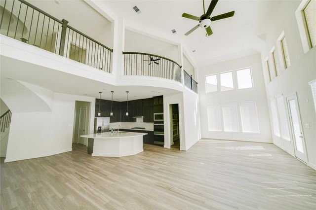 4903 Dickens Landing Drive, League City, TX 77573