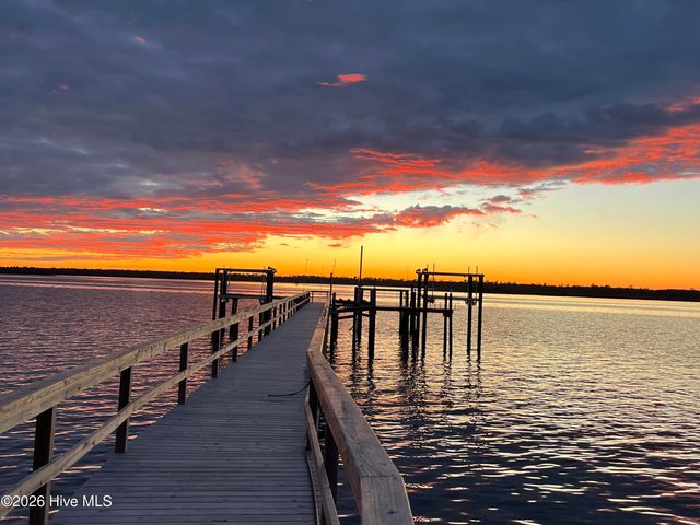 8720 Shipwatch Drive, Wilmington, NC 28412