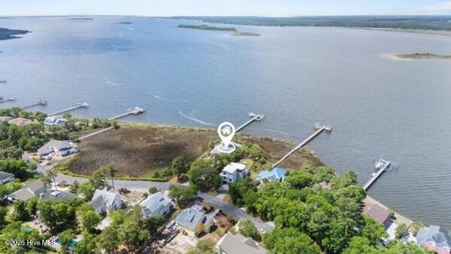 8720 Shipwatch Drive, Wilmington, NC 28412
