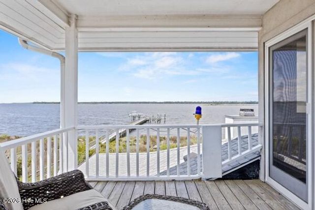 8720 Shipwatch Drive, Wilmington, NC 28412