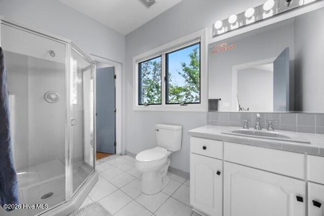8720 Shipwatch Drive, Wilmington, NC 28412