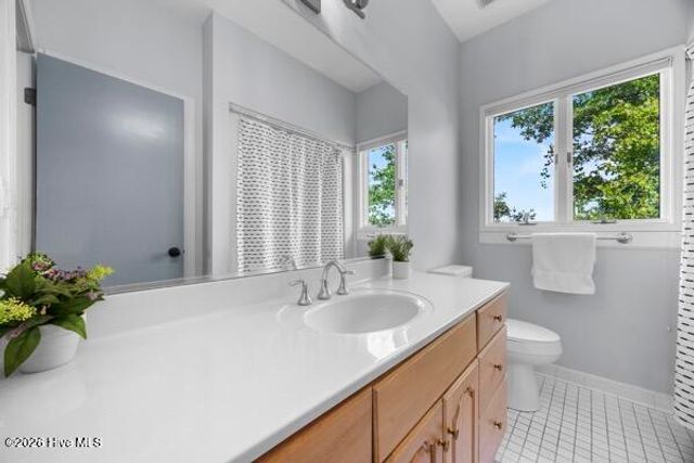 8720 Shipwatch Drive, Wilmington, NC 28412