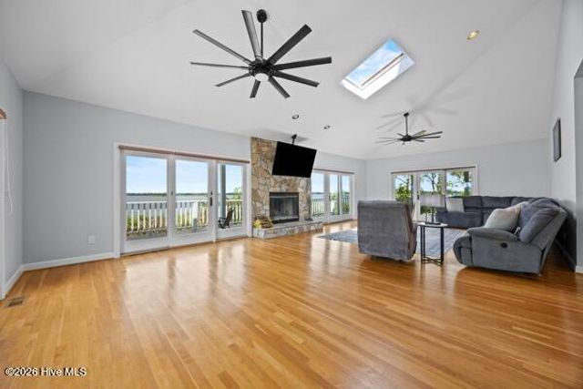 8720 Shipwatch Drive, Wilmington, NC 28412