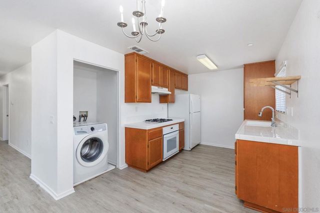 9728 Marilla 615, Lakeside, CA 92040