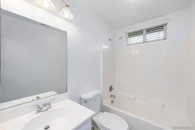 9728 Marilla 615, Lakeside, CA 92040