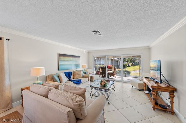 87 Glades BLVD 1633, Naples, FL 34112