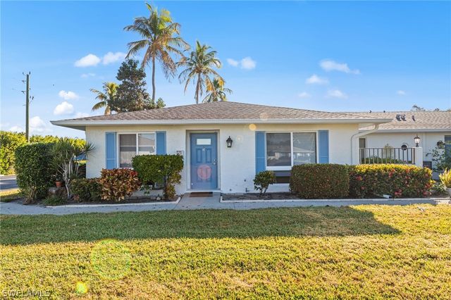 87 Glades BLVD 1633, Naples, FL 34112