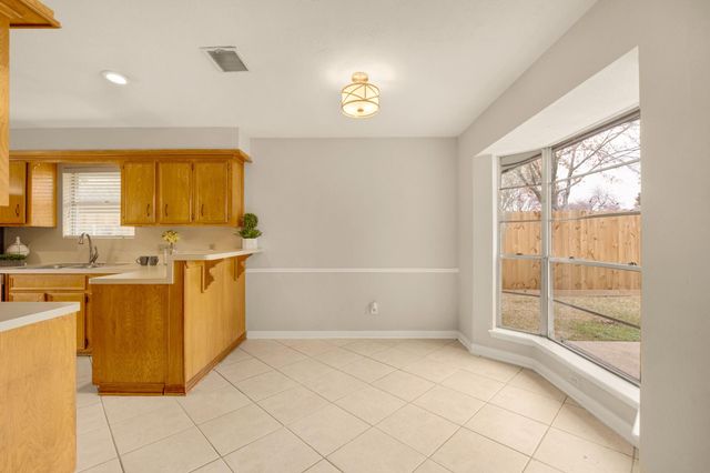 15715 Caprock Drive, Houston, TX 77598