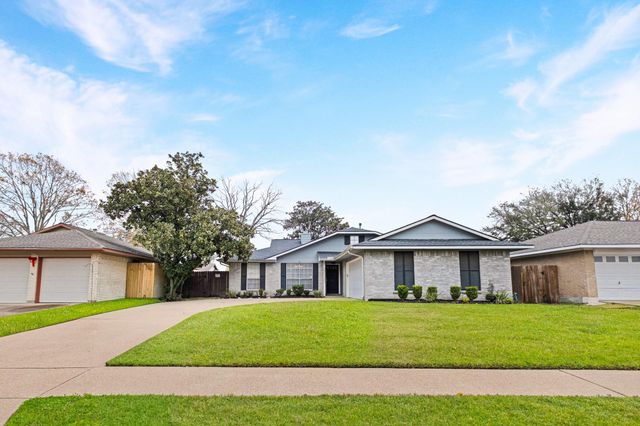 15715 Caprock Drive, Houston, TX 77598