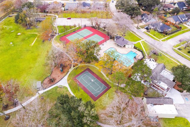 15715 Caprock Drive, Houston, TX 77598