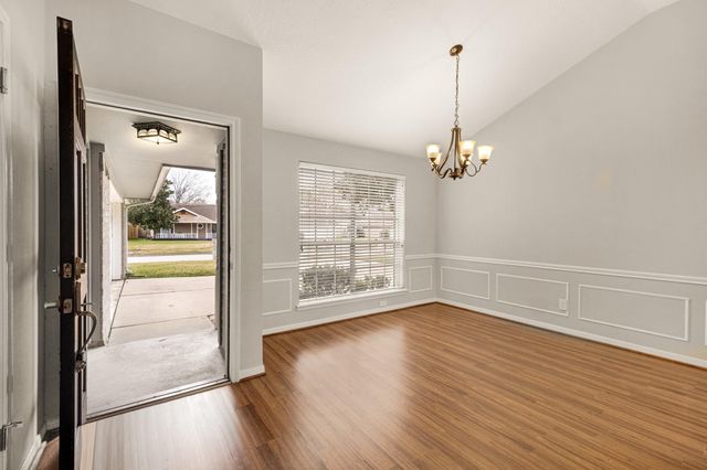 15715 Caprock Drive, Houston, TX 77598