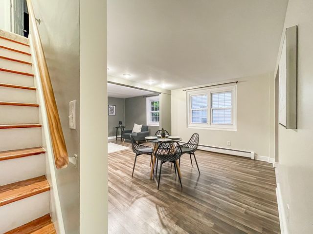 28 Wells Ave, Chicopee, MA 01020