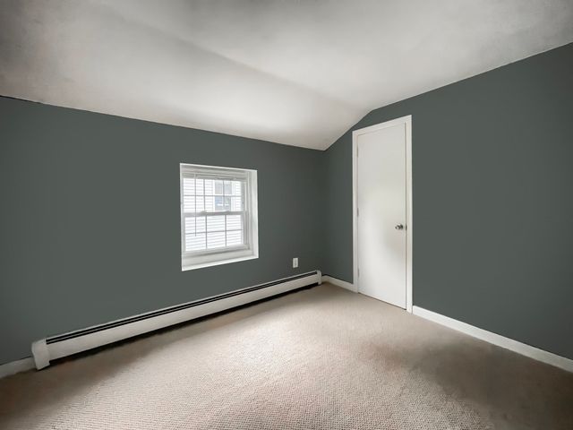 28 Wells Ave, Chicopee, MA 01020