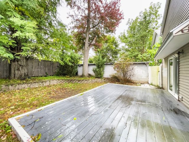 28 Wells Ave, Chicopee, MA 01020