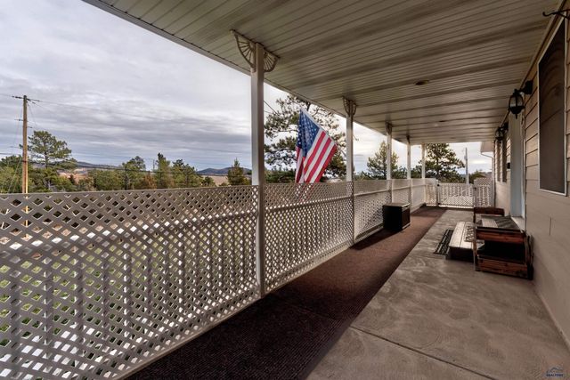 840 KINGSWOOD DR, Rapid City, SD 57702