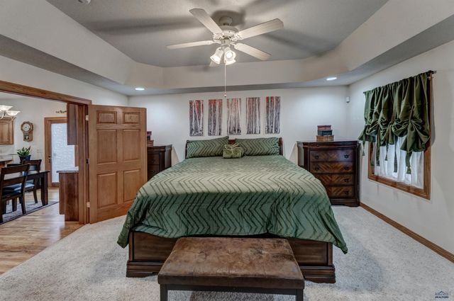 840 KINGSWOOD DR, Rapid City, SD 57702