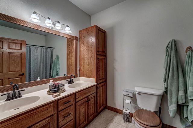 840 KINGSWOOD DR, Rapid City, SD 57702