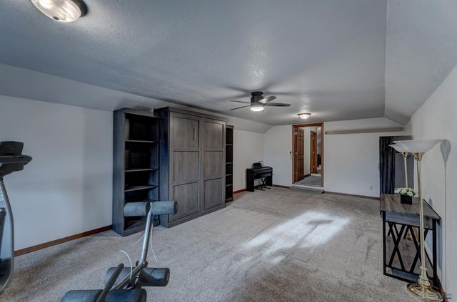 840 KINGSWOOD DR, Rapid City, SD 57702