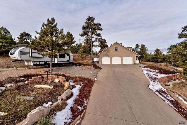 840 KINGSWOOD DR, Rapid City, SD 57702