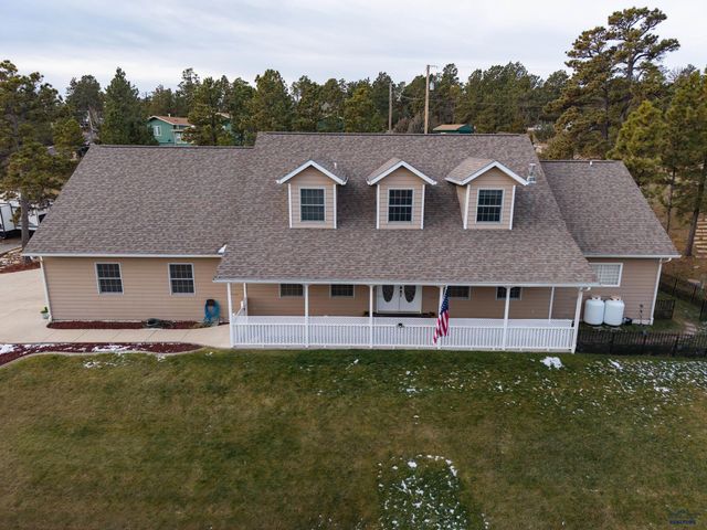 840 KINGSWOOD DR, Rapid City, SD 57702