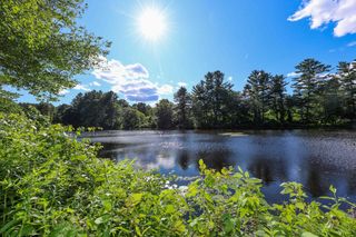 53 Winding Pond Road, Londonderry, NH 03053