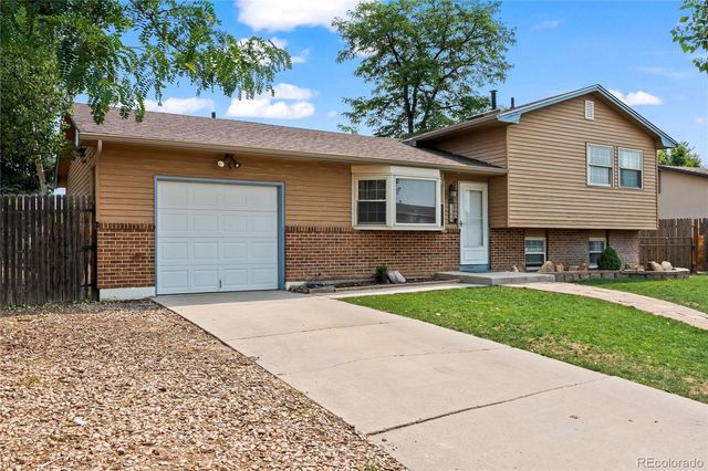 7368 Colonial Drive, Fountain, CO 80817