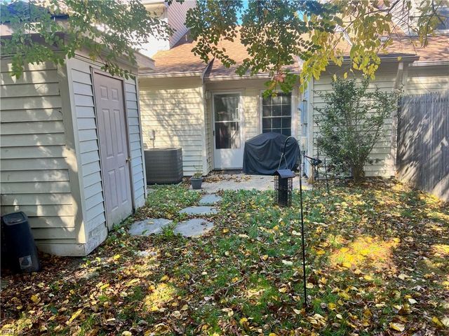 2605 Meadows LNDG, Chesapeake, VA 23321