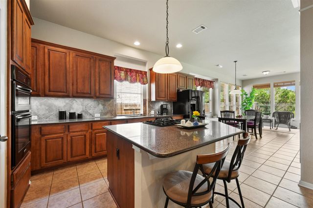 2104 Nelson Ranch LOOP, Cedar Park, TX 78613